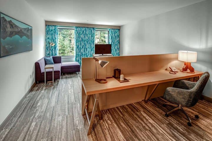 Room 15 of 48